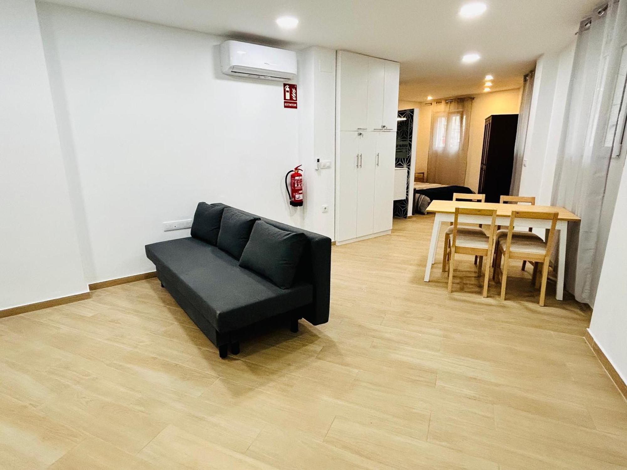 Patraix Nice Suite Walencja Zewnętrze zdjęcie